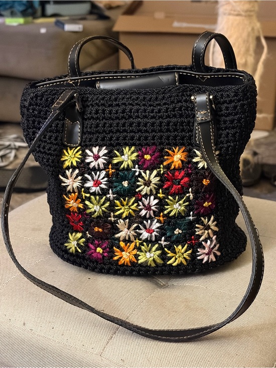 Liz Claiborne Handbags - Liz Claiborne Black Crochet Shoulder Bag with Multicolor Floral Embroidery